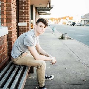 Meet your Posher, Bobby